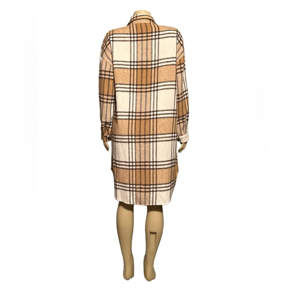 Gorgeous Dolls Oversized Long Plaid Shacket - Picture 3 of 4